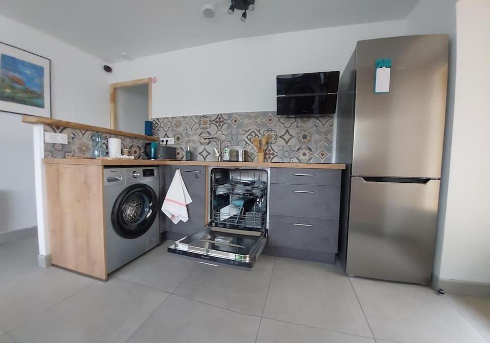 Le Cormoran Emplacement Ideal, Moderne Tres Equipe Thury-Harcourt-le-Hom Exterior foto