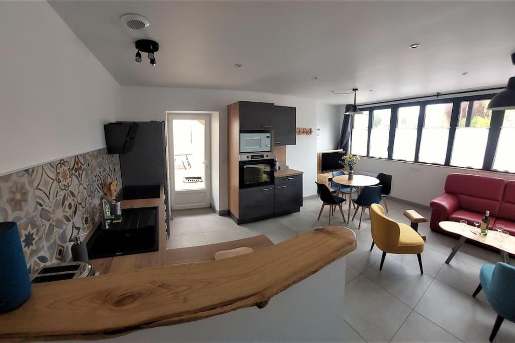 Le Cormoran Emplacement Ideal, Moderne Tres Equipe Thury-Harcourt-le-Hom Exterior foto